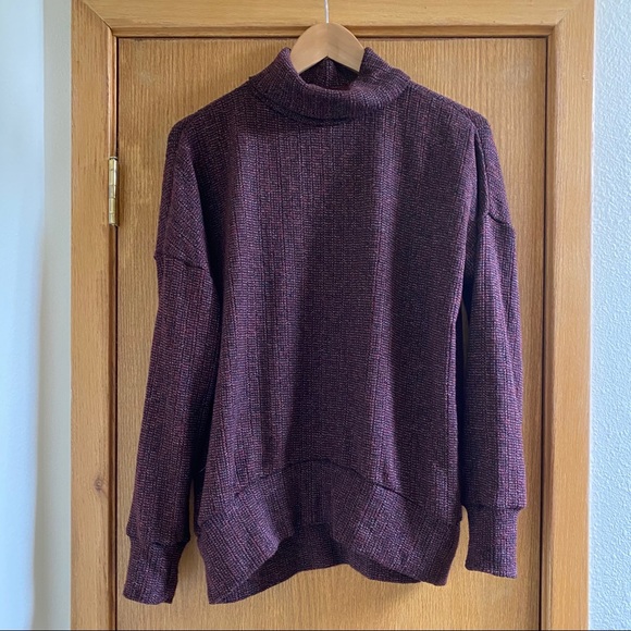TOPSHOP • Oversized Knit Turtleneck Sweatshirt - Size 4 - Picture 2 of 12